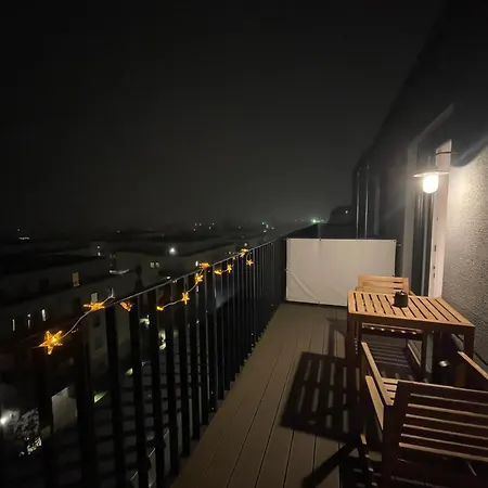 Luxerioeses Penthouse Am Ber Flughafen Apartamento *