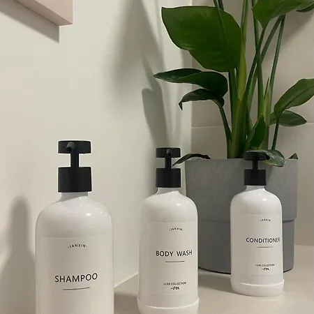 Luxerioeses Penthouse Am Ber Flughafen Apartamento