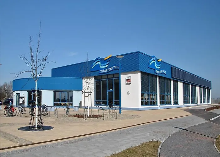 Luxerioeses Penthouse Am Ber Flughafen * 쇼네펠드